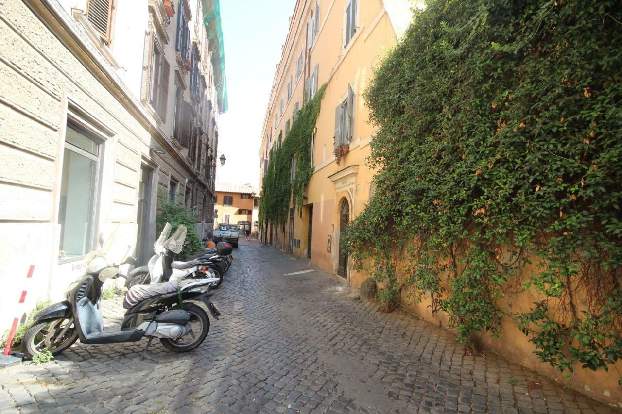 Guesthouse O Affittacamere Casa Fienaroli 2 Рим Екстер'єр фото